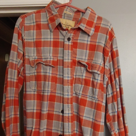 Shirt - Picture 1 of 1